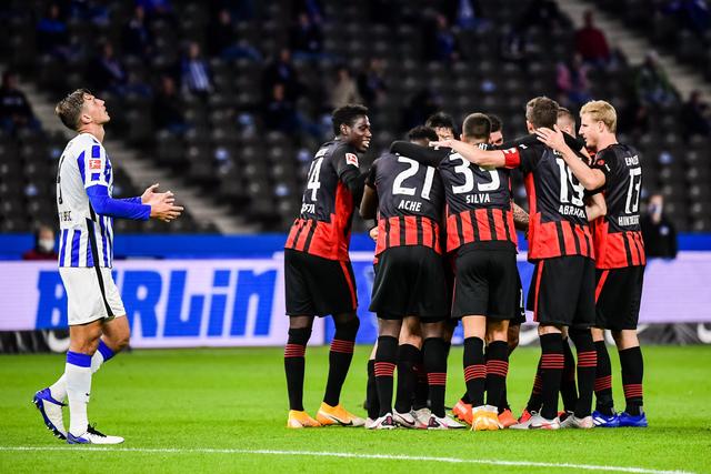 希望没有大碍！辽宁队老将李晓旭无对抗受伤