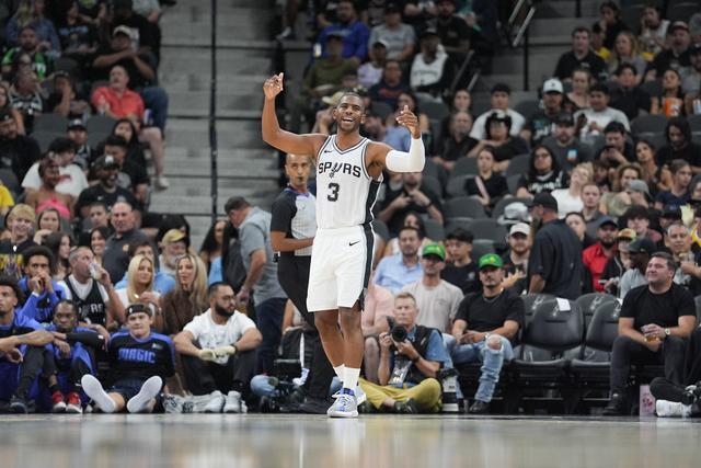 詹皇:湖人不进季后赛因天灾人祸